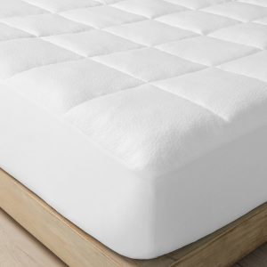 Queen Size Memory Foam & Down Alternative Mattress Pad - Casaluna